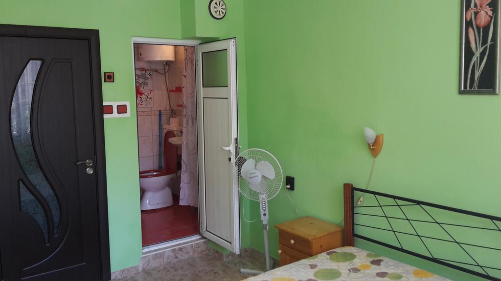 Dom Lidiya Hotel Pomorie Kültér fotó